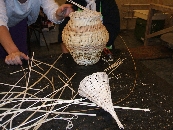 Májusi - júniusi kosárfonó tanfolyam képei